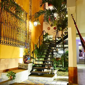 Gasthof Magic Garden House, Cali